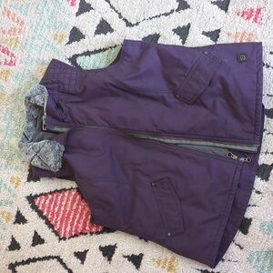 Noble outfitters vest